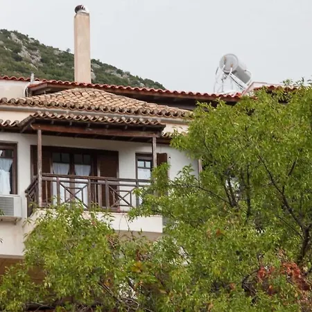 بيت للعطل Apollon Stone In Delphi With Breathtaking Views